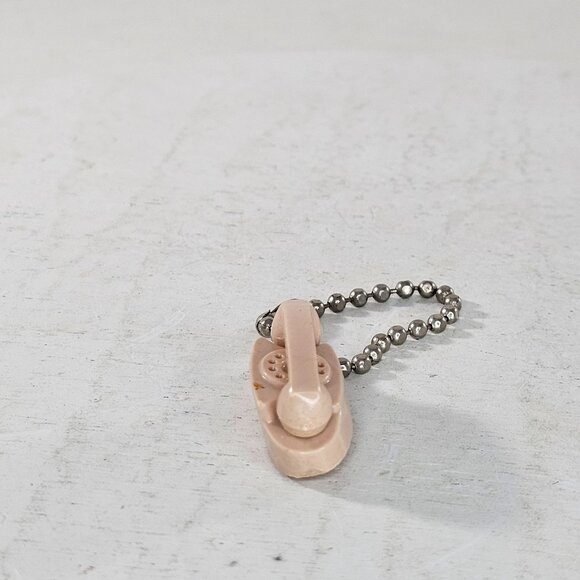 Vintage Tupperware Princess Phone Keychain Beige It's Little It's Lovely - Picture 2 of 8